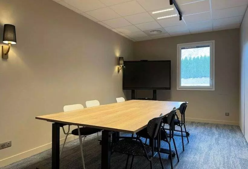 ホテル Best Western   Hôtel Restaurant Spa  Cœur De Maurienne