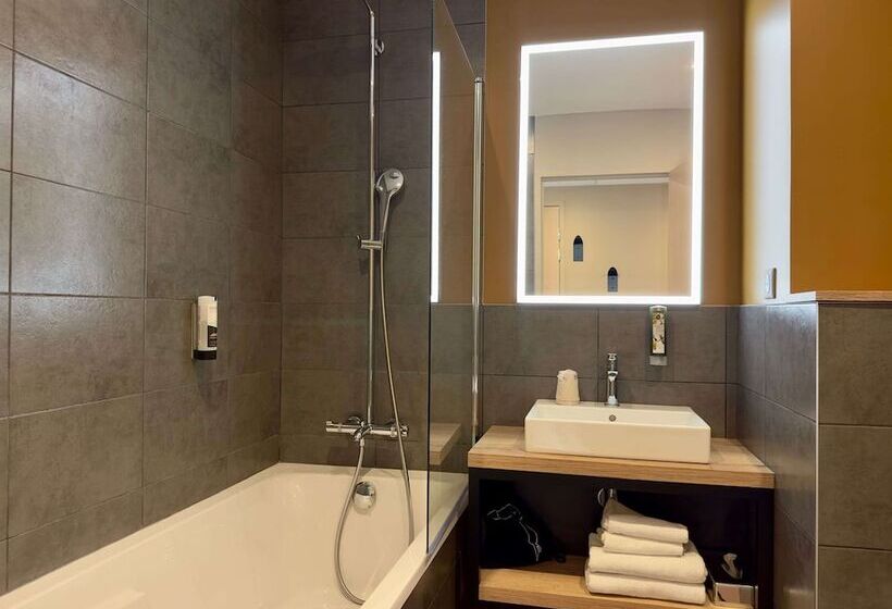 هتل Best Western Hôtel Restaurant Spa Cœur De Maurienne