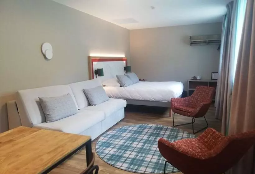 ホテル Best Western   Hôtel Restaurant Spa  Cœur De Maurienne