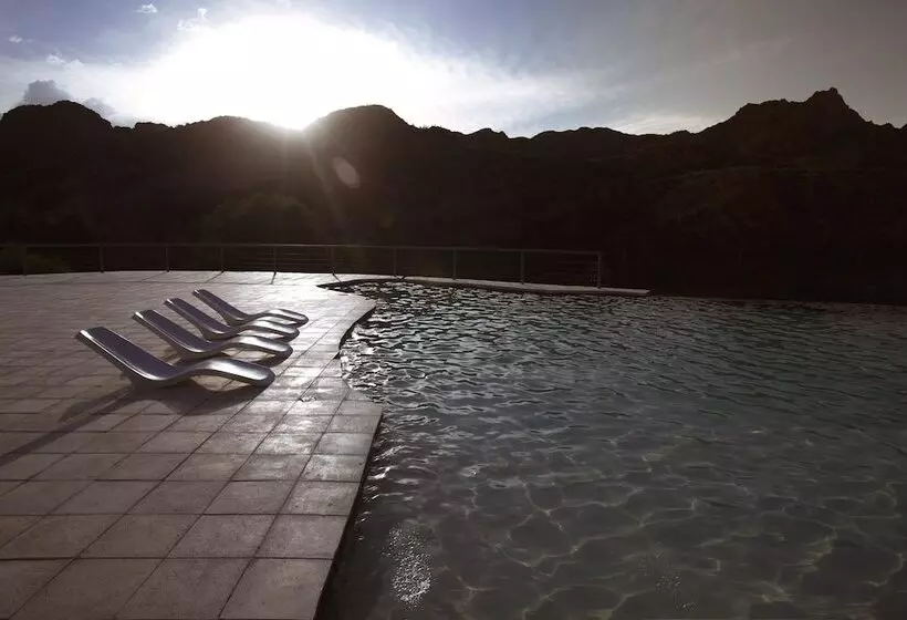 Bosque Divino Cabañas & Suites