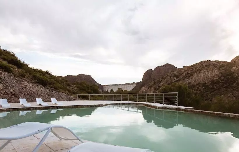 Bosque Divino Cabañas & Suites