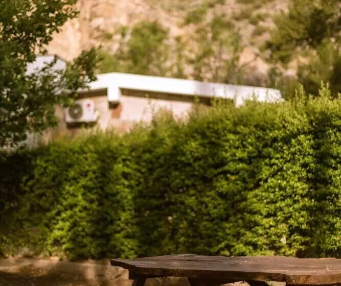 Bosque Divino Cabañas & Suites