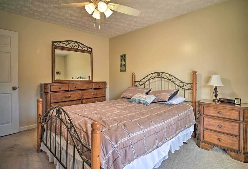 Caryville Home W/ Private Dock & Norris Lake Views