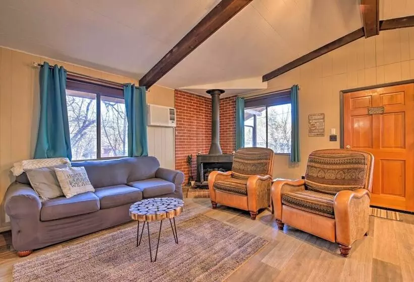 Payson Cabin: Patio & Grill, Mogollon Rim Views