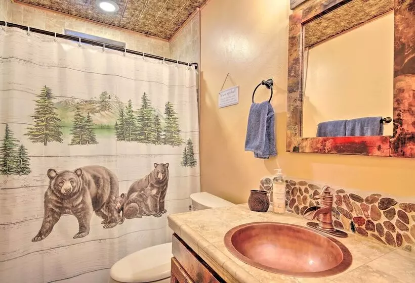 Payson Cabin: Patio & Grill, Mogollon Rim Views