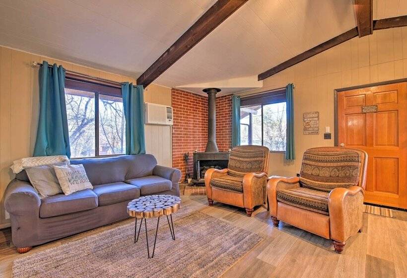 Payson Cabin: Patio & Grill, Mogollon Rim Views