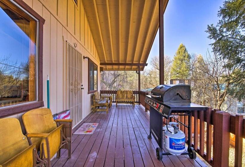 Payson Cabin: Patio & Grill, Mogollon Rim Views
