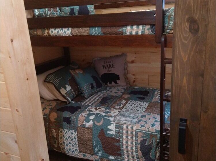 Hiles Pine Lake Campground