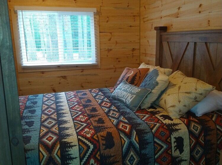 Hiles Pine Lake Campground