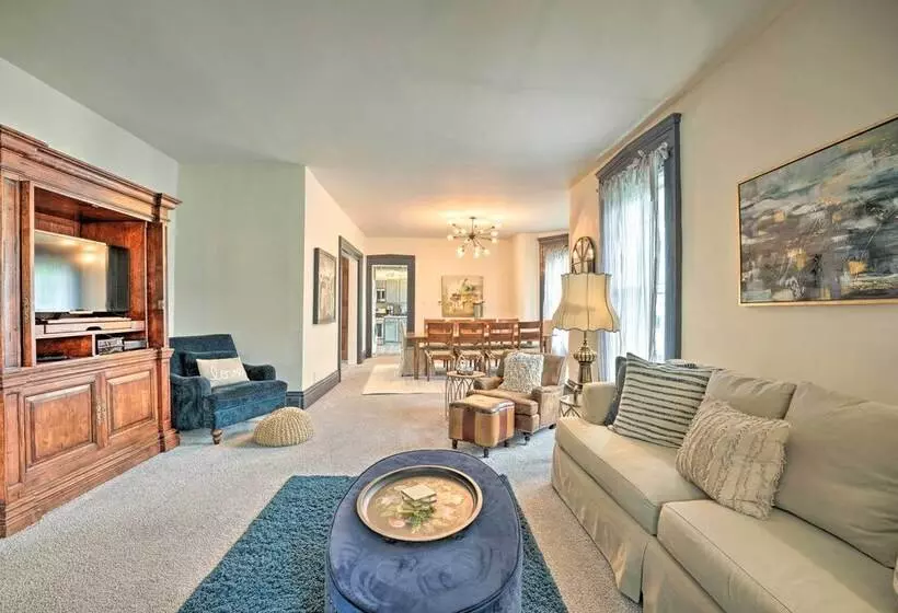 Historic Westfield Home: 2 Mi To Lake Erie!