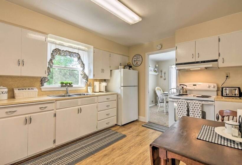 Home W/ Fenced Yard By 5 Mighty Nat L Parks