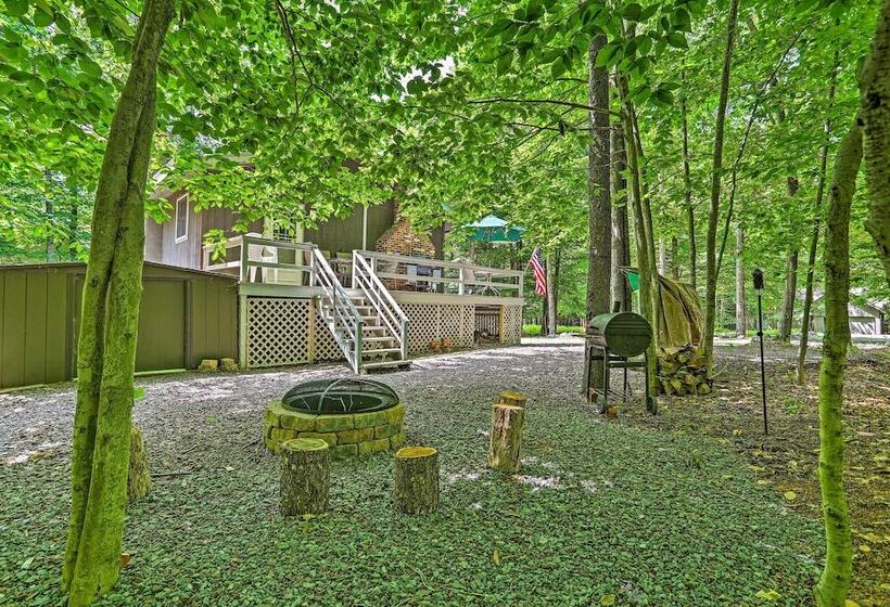 Home In Big Bass Lake Community: Fire Pit & Grill!