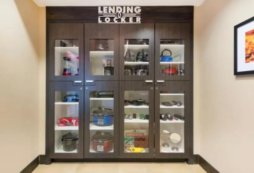 ホテル Candlewood Suites Mcpherson, An Ihg