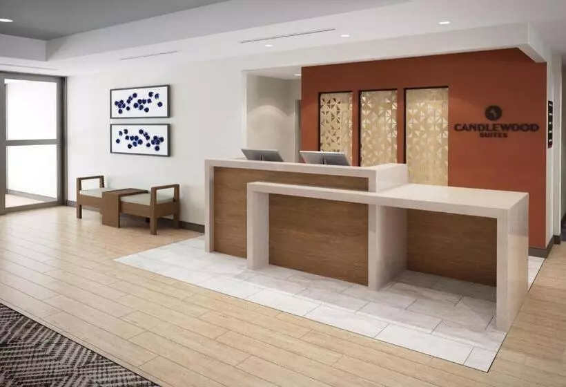 ホテル Candlewood Suites Mcpherson, An Ihg