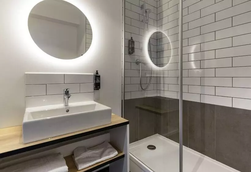 Hotelli Ibis Marseille Marignane Technopole