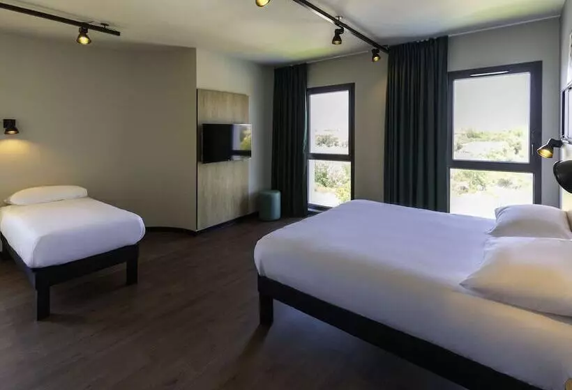 Hotelli Ibis Marseille Marignane Technopole