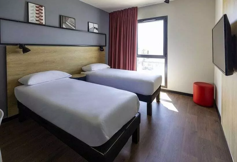 Hotelli Ibis Marseille Marignane Technopole