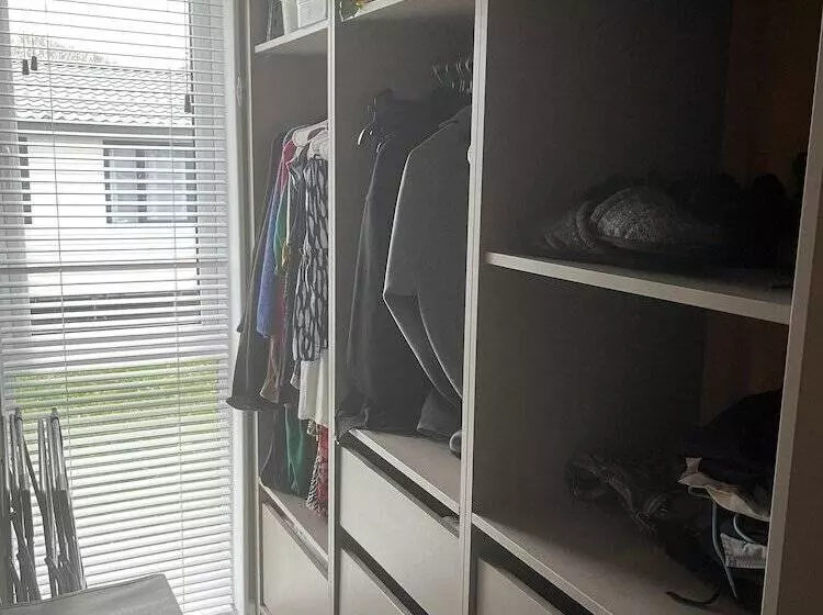 Hotelli St Helens   Lodge   Sleeps 4   Pets Allowed   Pool