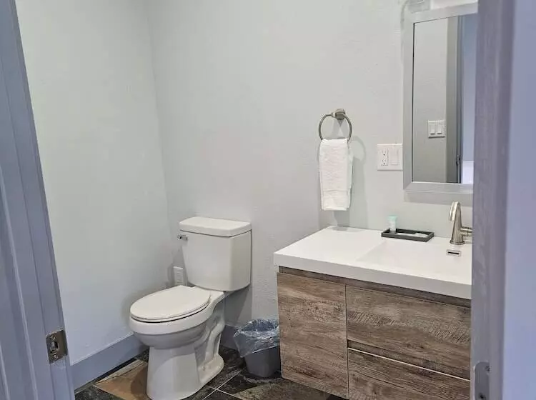 Hotelli The Black Forest Lodge