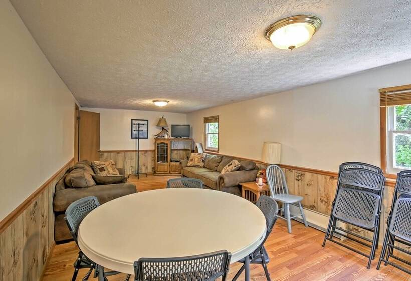 Jasonville Cabin Walk To Shakamak State Park!