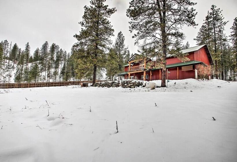 Kettle Falls Home W/ River Valley Mtn Views!