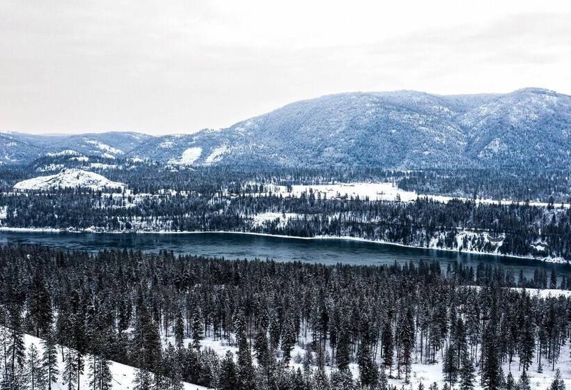 Kettle Falls Home W/ River Valley Mtn Views!