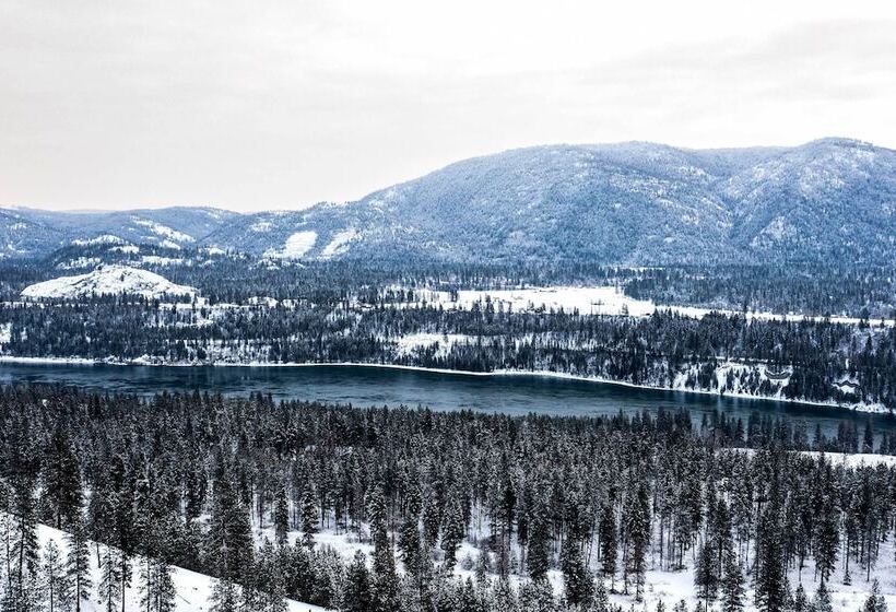 Kettle Falls Home W/ River Valley Mtn Views!