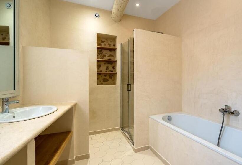 La Maison De Beaumont