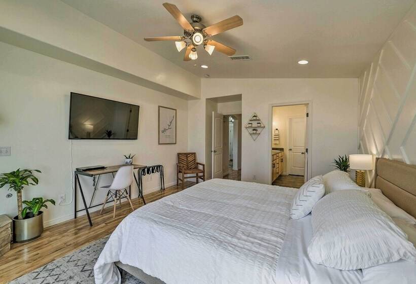 Modern Page Retreat W/ View, 9 Mi To Wahweap Beach