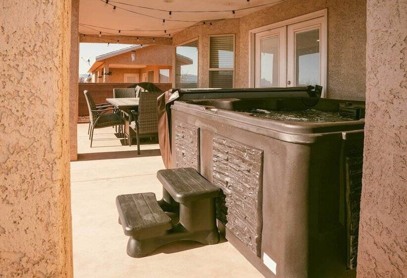 Modern Page Retreat W/ View, 9 Mi To Wahweap Beach