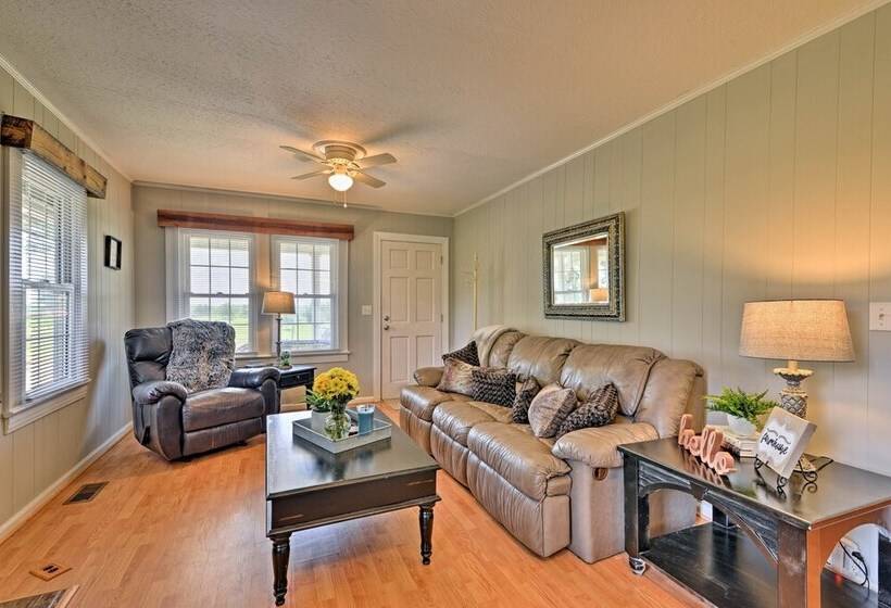 Peaceful Elkin Vacation Rental ~ 17 Mi To Mt Airy!