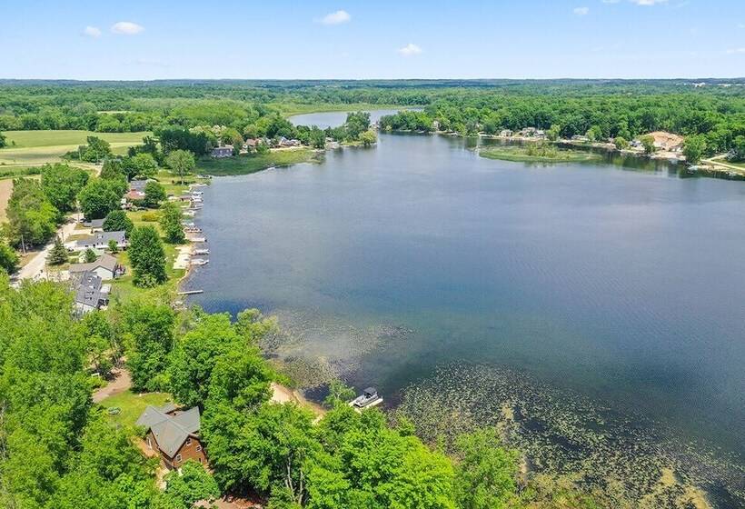 膳宿费 Cabin Retreat On Big Crooked Lake