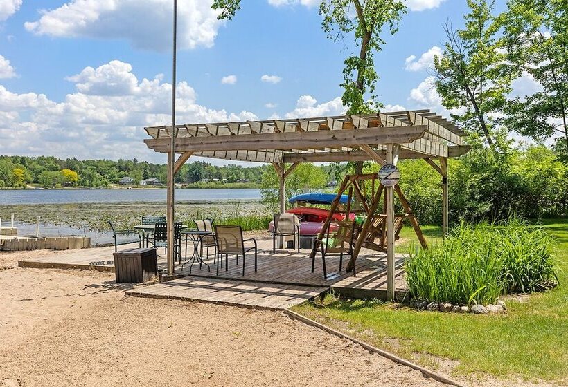 膳宿费 Cabin Retreat On Big Crooked Lake