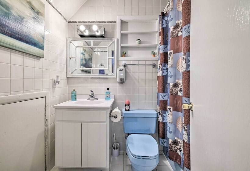 Pocono Mtn Retreat W/ Hot Tub < 11 Mi To Camelback