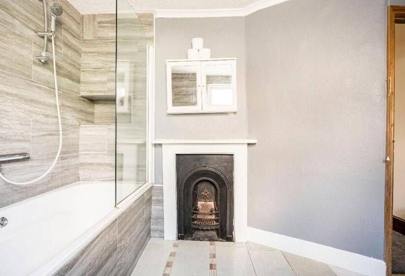 Резиденция Maidstone   Sleeps 6   Parking   Garden   96ws