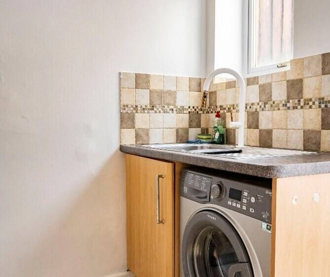 Резиденция Maidstone   Sleeps 6   Parking   Garden   96ws