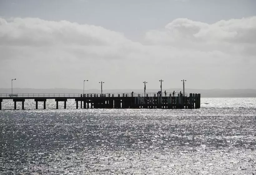 リゾートホテル Long Jetty Caravan Park