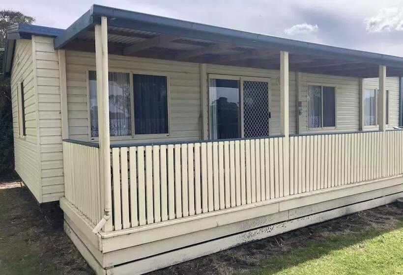 リゾートホテル Long Jetty Caravan Park