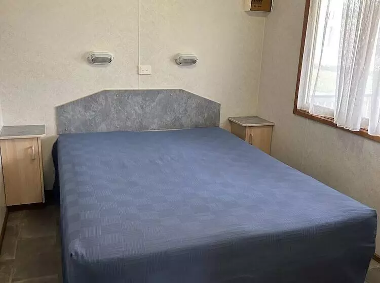 リゾートホテル Long Jetty Caravan Park