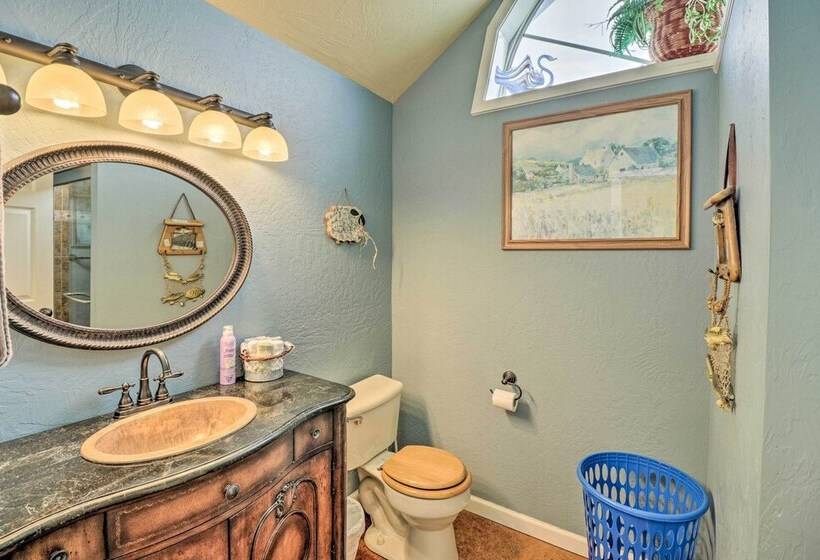 Rubys Landing Cottage W/ Deck & White River Views