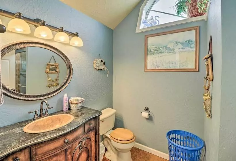 Rubys Landing Cottage W/ Deck & White River Views