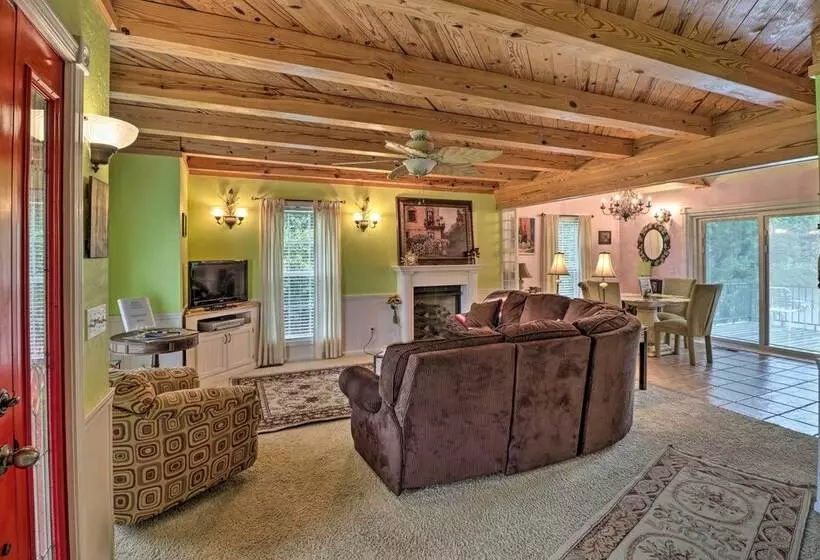 Rubys Landing Cottage W/ Deck & White River Views