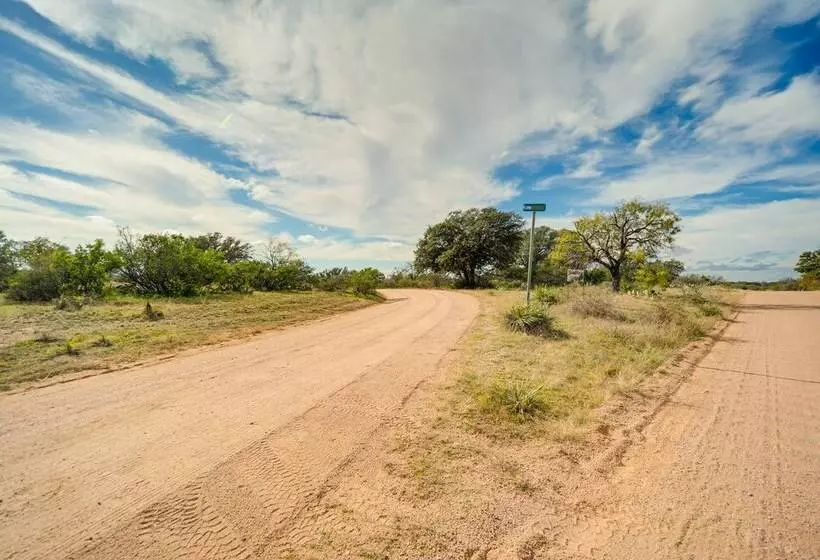 Rustic & Western House On Lake   Swim & Fish!