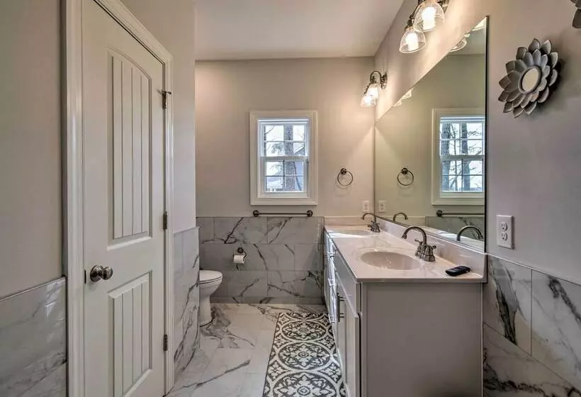 Spacious Home < 1 Mi To Kiptopeke State Park!