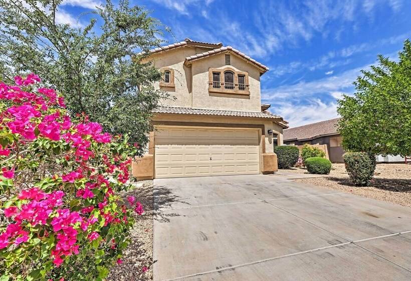 Spacious Phoenix Area Escape W/ Pool & Hot Tub
