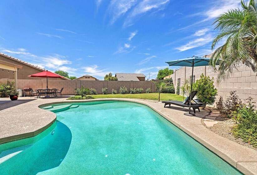 Spacious Phoenix Area Escape W/ Pool & Hot Tub