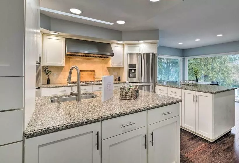 Spacious Rochester Home W/ Heated Pool & Hot Tub!