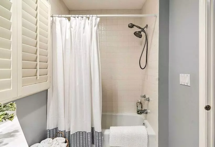 Spacious Rochester Home W/ Heated Pool & Hot Tub!