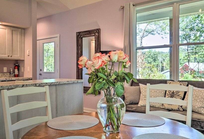 Saylorsburg Retreat: 16 Mi To Ski Resort