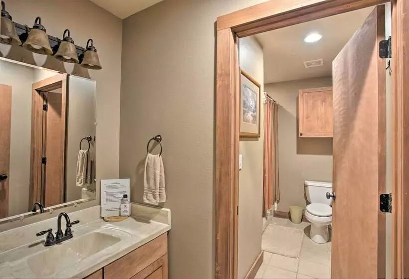 Lakefront Chico Haven W/ Multi Level Private Dock!